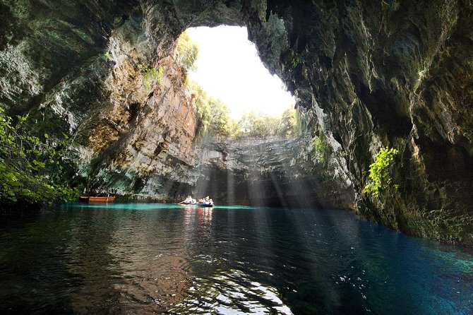 Best of Kefalonia: Half-Day Private Sightseeing Tour - Why this private route works well in Kefalonia