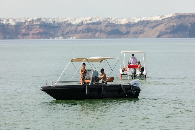 Boat Rental in Santorini License Free - Leaving from Vlichada at 10 a.m.