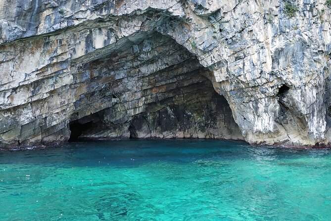 Boat Trip "Sea Caves of Thetis" - A small group changes the feel of the day