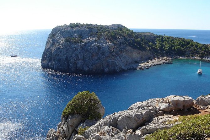 Boat Trip to Anthony Quinn, Kallithea & Traganou Bays - Kallithea Bay starts the swimming day