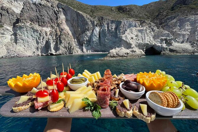Catamaran Semi Cruise Paros Antiparos includes Food and Drinks - Sailing past Paros toward Antiparos