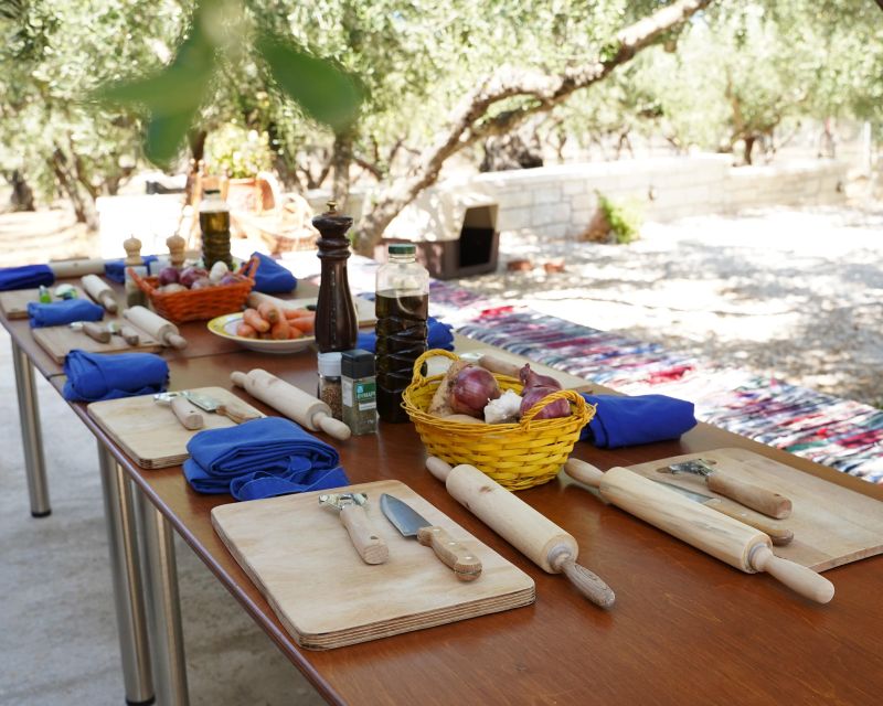 Chania: Authentic Cooking Class - Tzatziki and dakos, the fast favorites