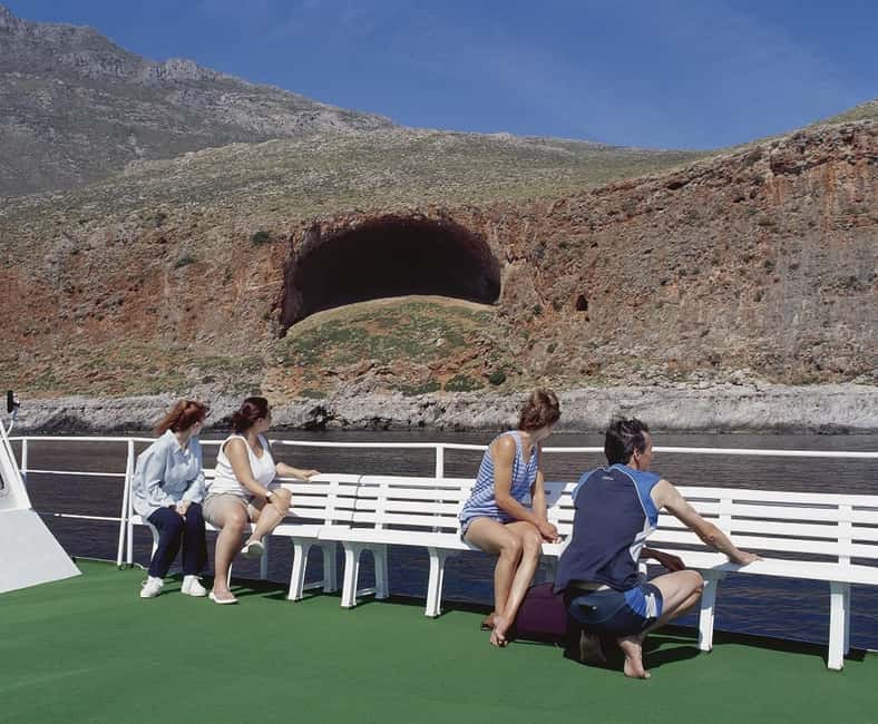 Chania: Balos Gramvousa Cruise with Transfer and Boat Ticket - Two and a half hours at Balos Beach