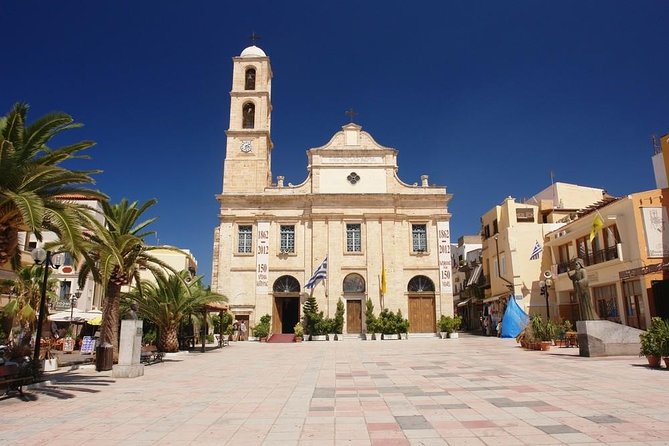 Chania old town and around private tour (price per group of 6) - Souda Bay and the Commonwealth War Cemetery