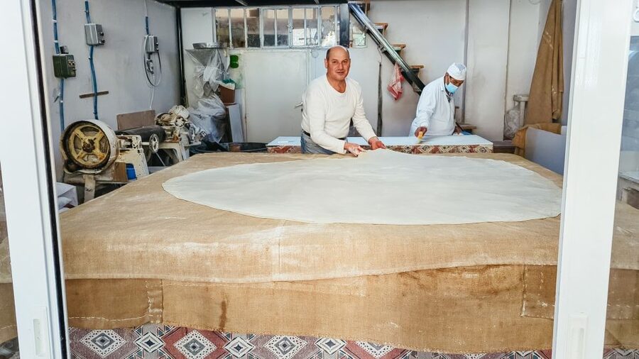 Chania: Old Town Highlights Guided Tour with Street Food - Who should book this Chania food walk?