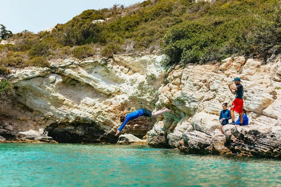 Chania: Stand-Up Paddleboard Small Group Tour - Paddling along Marathi and Loutraki