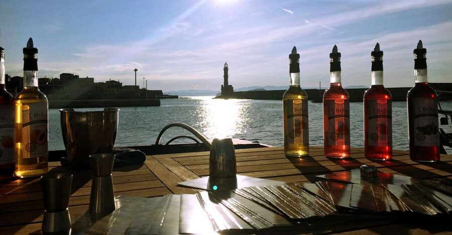 Chania: Wine, Food, and Sunset Tour with 3-Course Dinner - Through Chania’s Venetian lanes