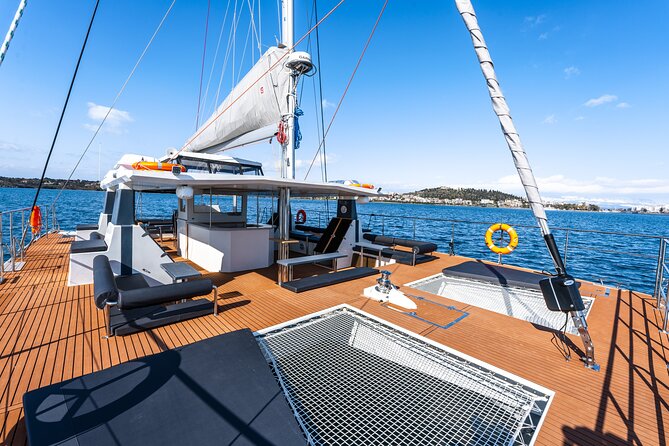 Comfort Max Catamaran Caldera Cruise with BBQ and Drinks - How intimate is a maximum group of 50?
