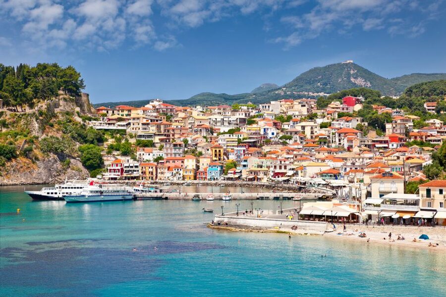 Corfu: Parga, Sivota and Blue Lagoon Full-Day Boat Cruise - Parga: a beautiful two-hour shore break