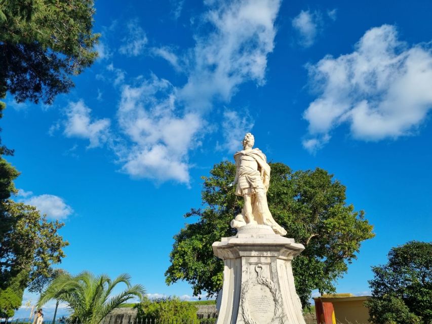 Corfu: Small Group City Walking Tour - Seeing the Old Fortress from the outside