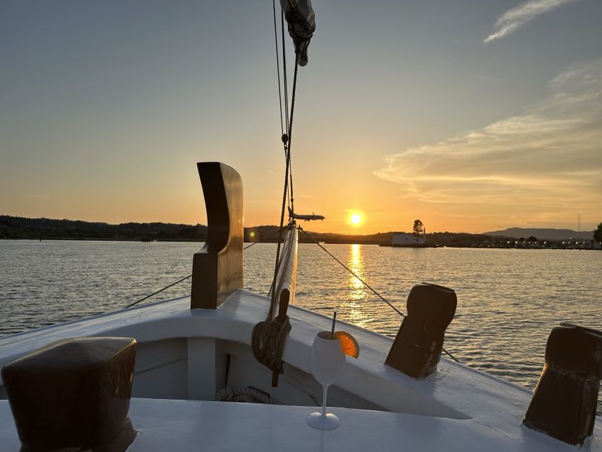 Corfu: Sunset Cruise on Classic Boat with Cocktails & Snacks - The old fortress and Corfu’s waterfront from the sea