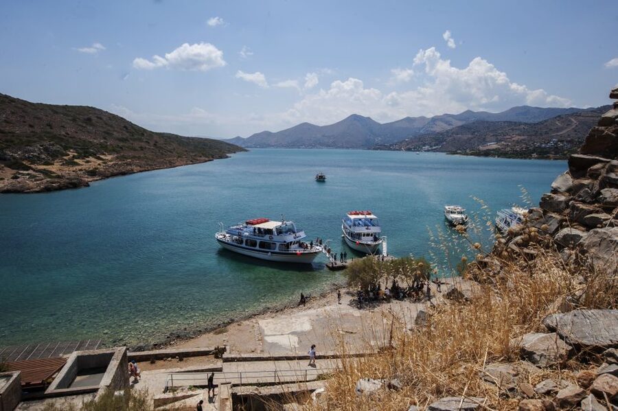Crete: Agios Nikolaos, Plaka and Spinalonga Island Tour - Why Spinalonga makes this Crete day trip worthwhile