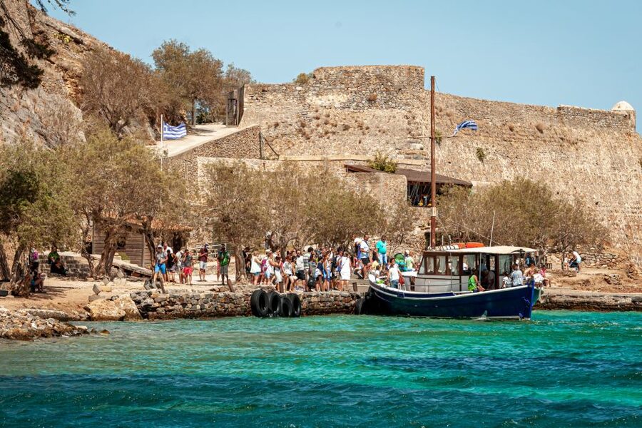 Crete: Agios Nikolaos, Plaka and Spinalonga Island Tour - Guides, languages, and the value of free time
