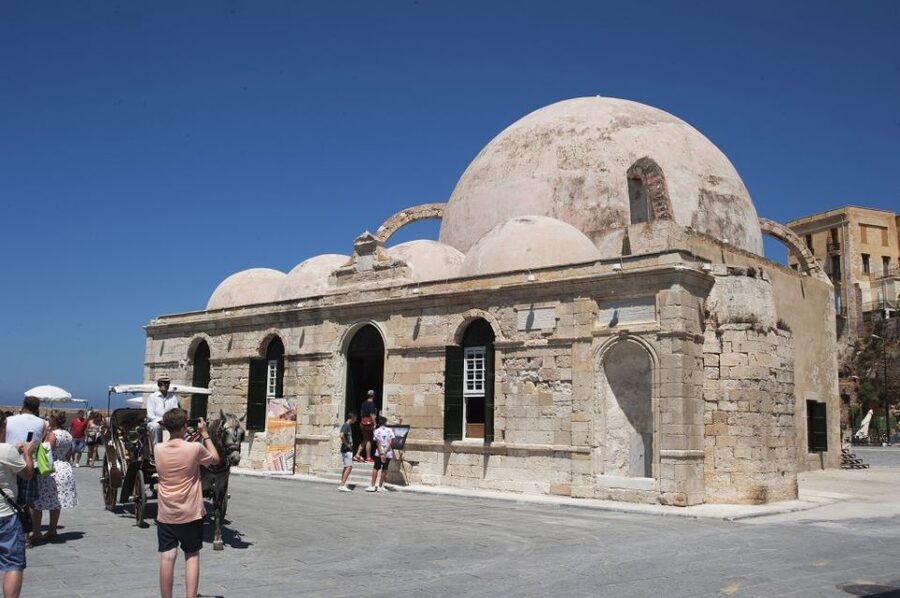 Crete: Chania, Lake Kournas and Rethymno Tour - Crossing Crete toward Chania