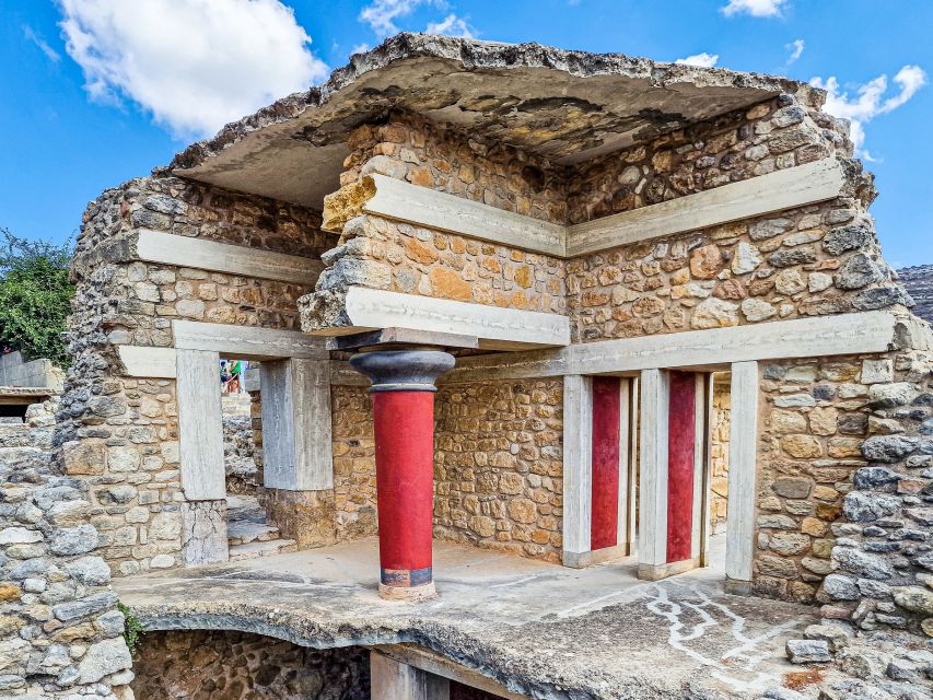 Crete: Knossos Palace, Heraklion City, Market Guided Tour - Key points at a glance