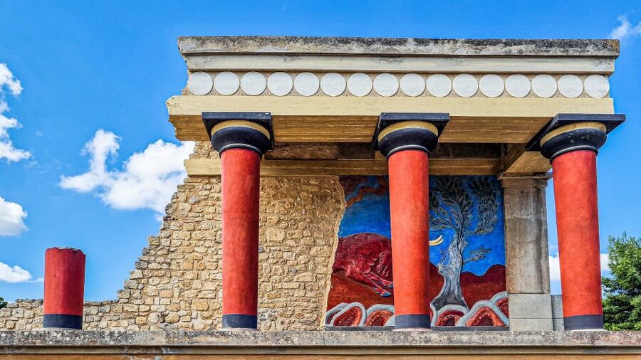 Crete: Knossos Palace, Heraklion City, Market Guided Tour - A short taste of Crete at Minoan Farm