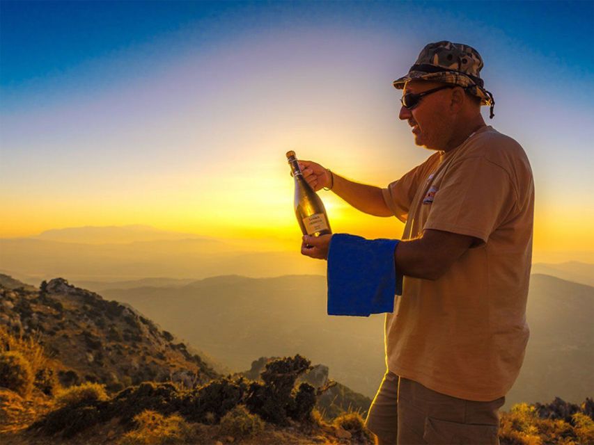 Crete: Land Rover Safari with Sunset Viewing, Dinner, & Wine - A traditional taverna dinner with wine included