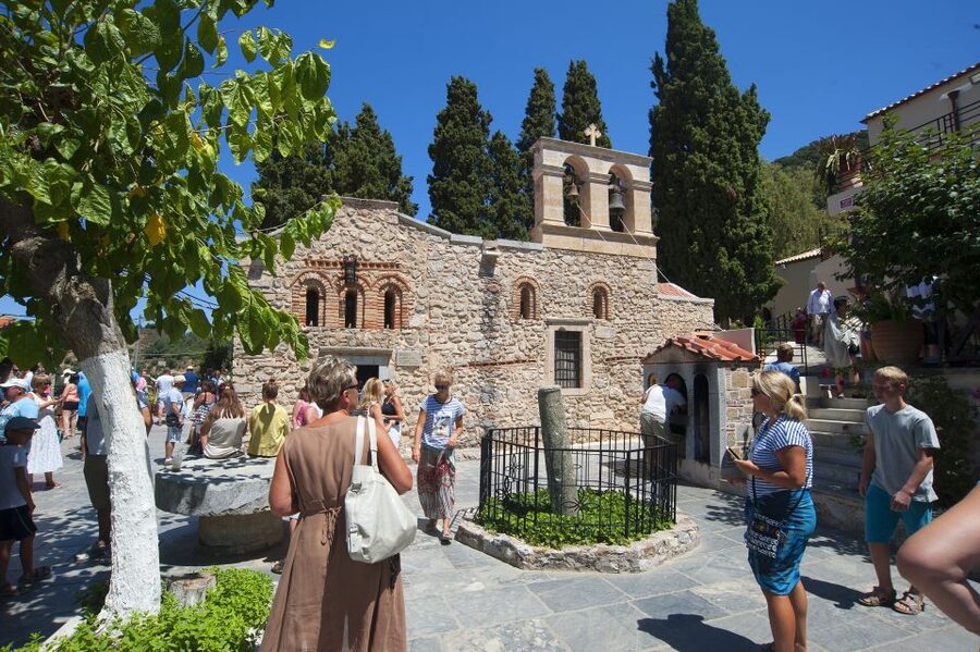 Crete: Lassithi Plateau & Kera Monastery Tour with Ceramics - Psychro and the pottery workshop