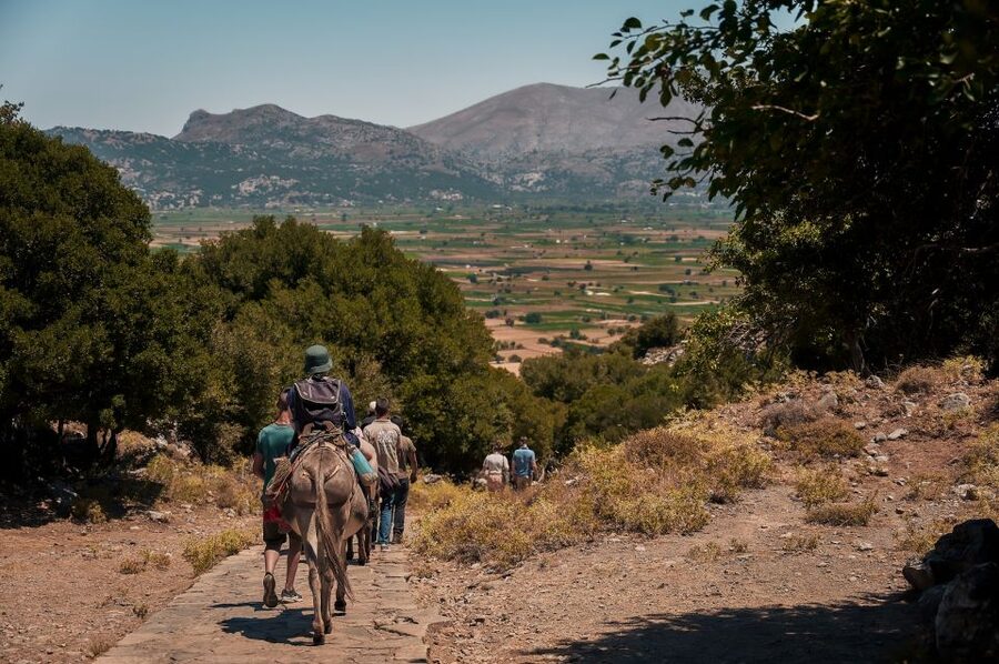 Crete: Lassithi Plateau & Kera Monastery Tour with Ceramics - Tzermiado lunch and the limits of free time