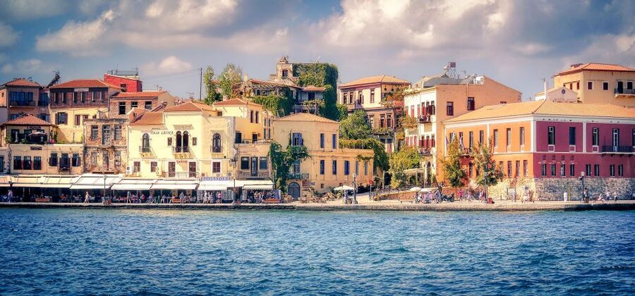 Crete: Rethimno, Chania, and Kournas Lake Day Trip - Lake Kournas: a gentle finish after two old towns