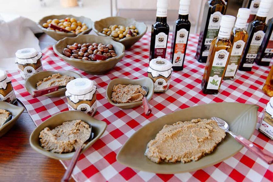 Crete: Road-trip to Lasithi Plateau & Olive Mill Farm - Guides, languages, and the value of the commentary