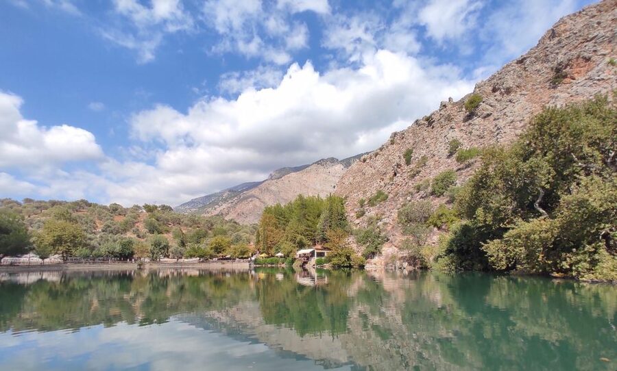Crete: Trypiti Beach Off-Road South Tour w/ Lunch & Wine - Zaros Lake: A Quiet Start Beside the Mountains