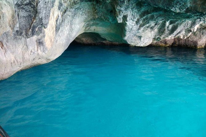 Cruise to turtle's island and caves with a glass bottom boat - One hour at Marathonisi, also called Turtle Island