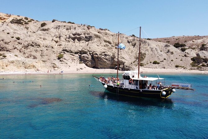 Daily Cruise - Koufonissia & Rina Cave - Kato Koufonissi: a swim, lunch, and quiet Aegean water