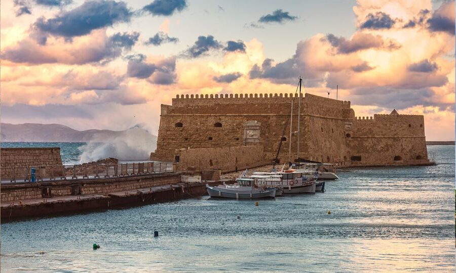 Day Trip To Heraklion City Center & Market & CretAquarium - What to expect at Cretaquarium