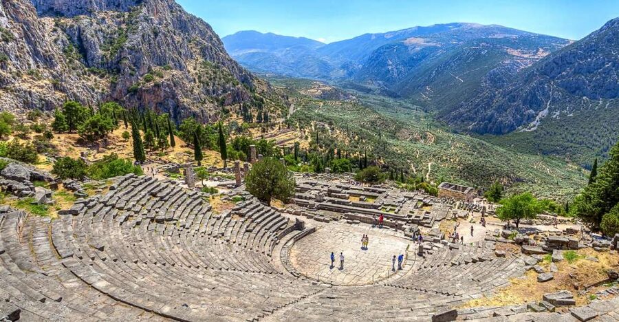 Delphi Guided Walking Tour and Admission Ticket - Treasuries Along the Sacred Way