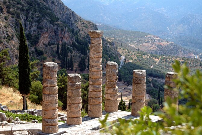 Delphi One Day Trip from Athens - The guide can make or break the experience