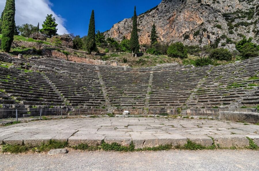 Delphi Small-Group Day Trip From Athens - Lunch in modern Delphi