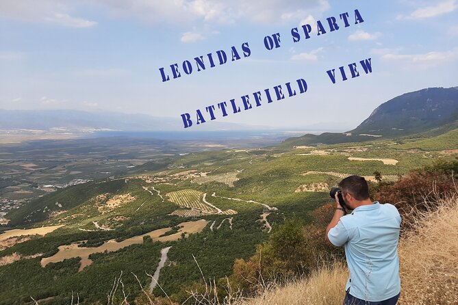 Delphi, Thermopylae, Corycian Cave 300 Spartans Tour - Lunch comes with a view, not with the ticket price