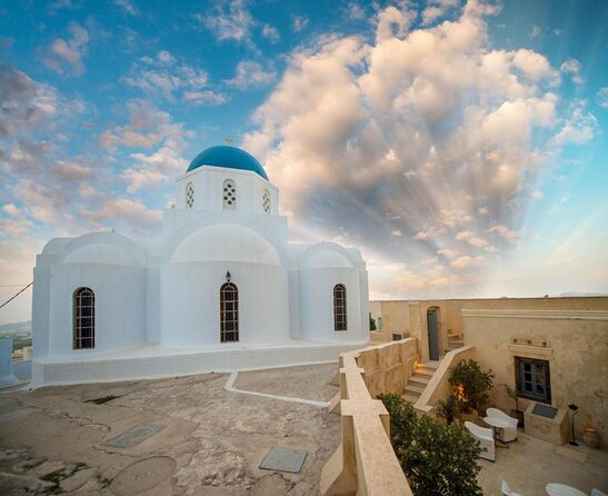 Discover the Cultural Heart of Santorini with Mεliton Tours - What makes this Santorini tour worth considering