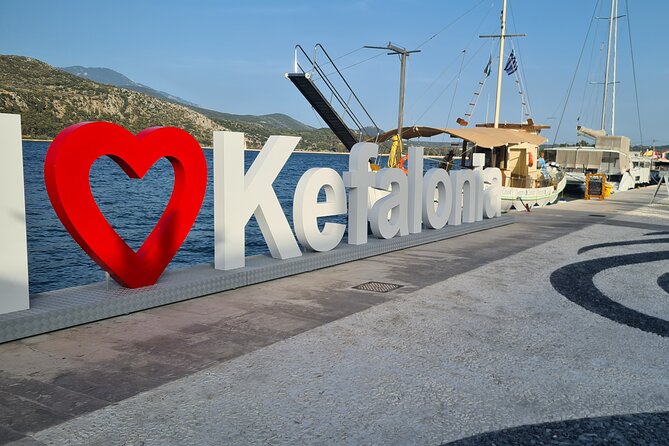 "Dreamy cruise"Daily Cruise from Argostoli harbour with a traditional Greek boat - Vardiani Island and a quieter change of scene