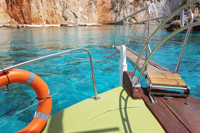 "Dreamy cruise"Daily Cruise from Argostoli harbour with a traditional Greek boat - Lunch with Kefalonian meat pie and local wine