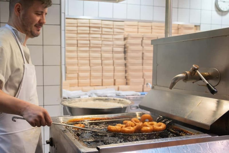 Eat Your Way Through Athens: A Local Food Walk - The guide can make or break this experience