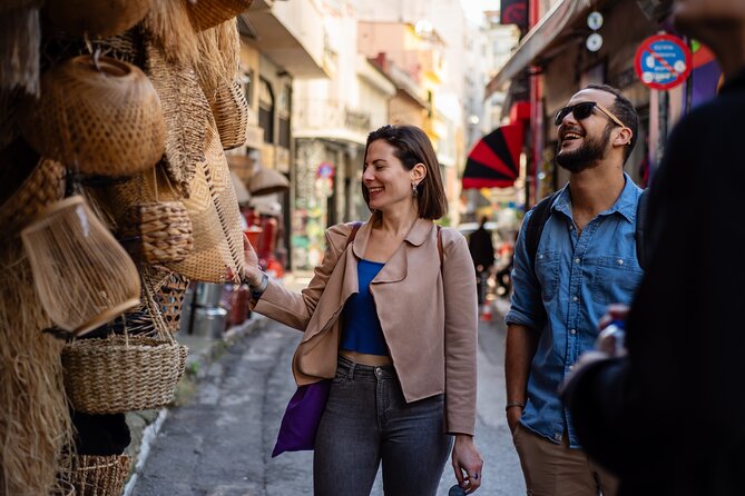 Eating Athens: Our Big, Fat, Greek Food Tour - Building your own gyro at Έντεκα