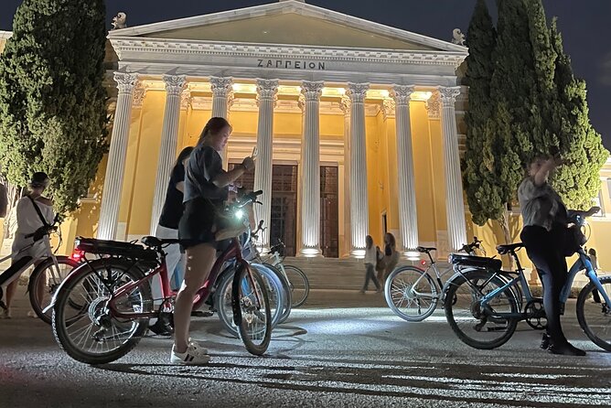 Electric Bike Tour of Athens by Night - Watching the guards in central Athens