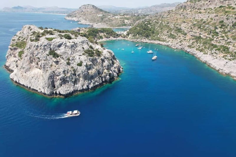 Faliraki: Yellow Sub Cruise to Anthony Quinn Bay & the Caves - The beach pickup at Faliraki