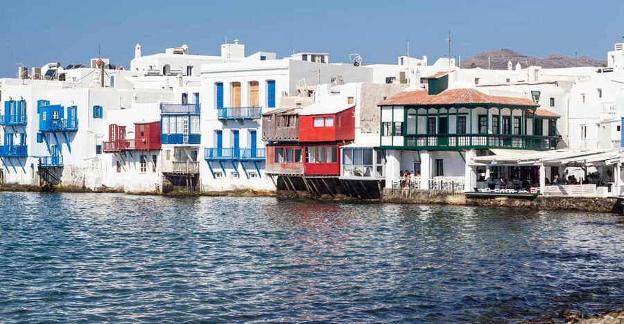 Feel like a local - Walking Tour in Mykonos Town 2hours - Paraportiani Church and the shape of Chora