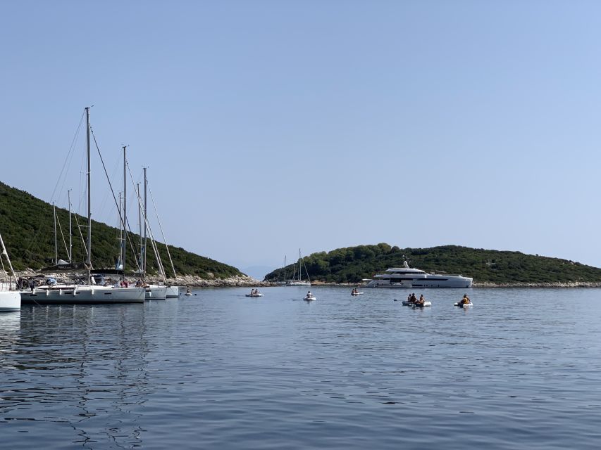 From Agia Efimia: Day Cruise to Ithaki Island with Lunch - Lunch and a longer stop at Skinos Bay