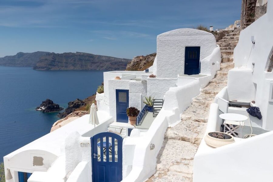 From Athens: 2-Day Santorini and Mykonos Trip - The big idea: see two islands without rebuilding your Greek trip