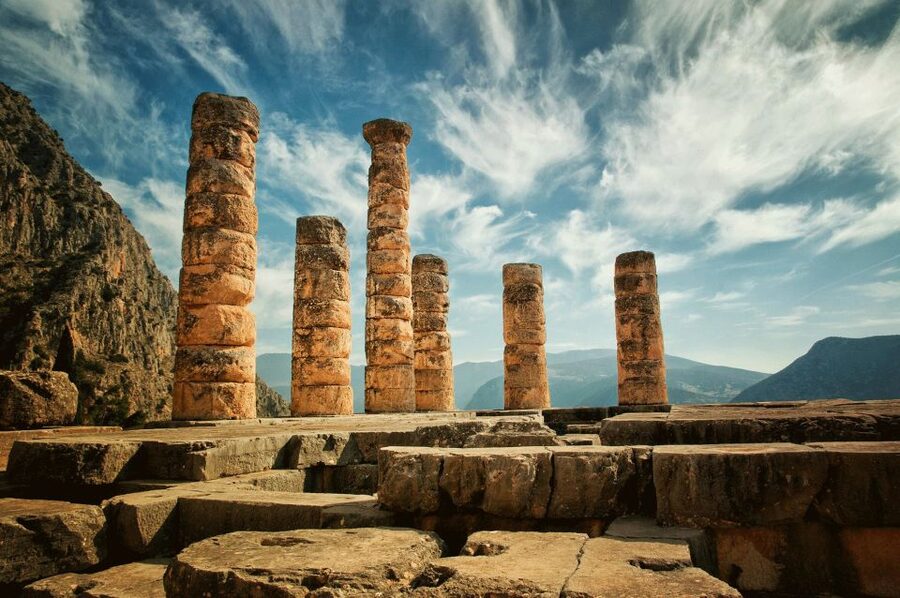 From Athens: 3 Days in Meteora & Delphi with Tours & Hotel - Day 3: The express ride to Delphi
