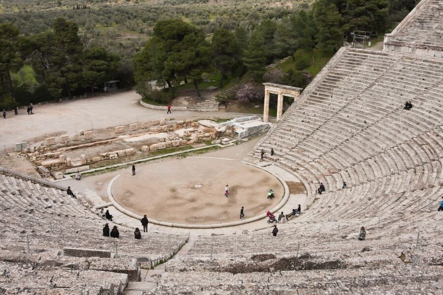 From Athens: 4-Days Classical Tour with Meteora - Day 2: Ancient Olympia and the road to Delphi