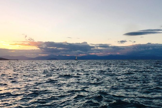 From Athens: Aegina Island guided tour in a day - Aegina Town, pistachios, and modern Greek history