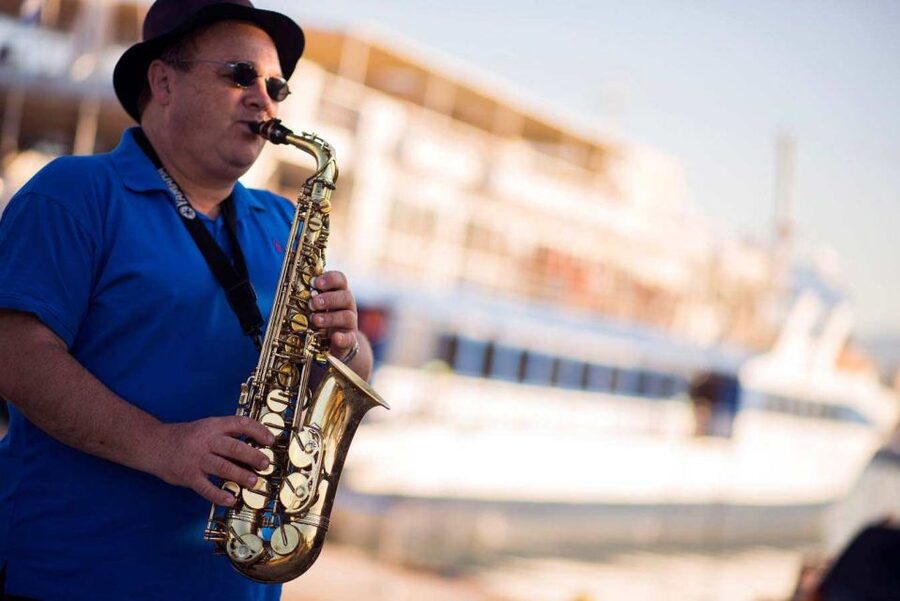 From Athens: Day Cruise to Hydra, Poros & Aegina with Lunch - Finding COSMOS at Marina Kalitheas