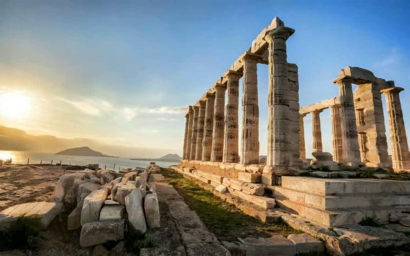 From Athens: Lake Vouliagmeni Spa & Temple of Poseidon Tour - Eating with a sea view