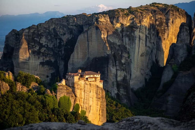 From Athens: Meteora Monasteries and Hermit Caves Tour - Panorama Rock and the best wide-angle photographs