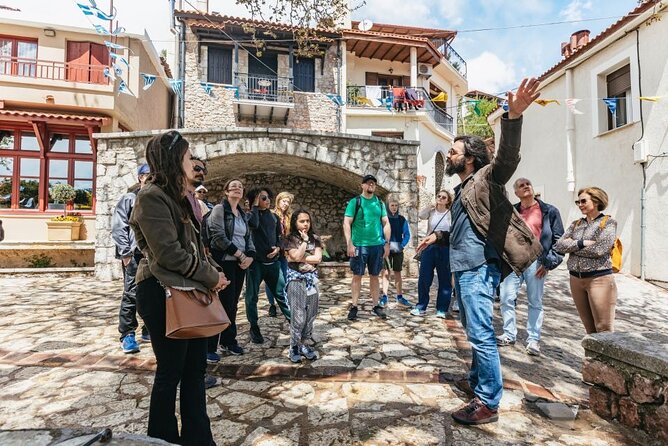 From Athens: Small-Group Delphi, Museum & Arachova Day Trip - Lunch and free time in Arachova